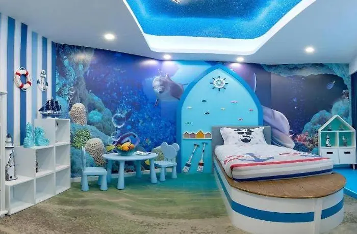Emperor Hotel 3*