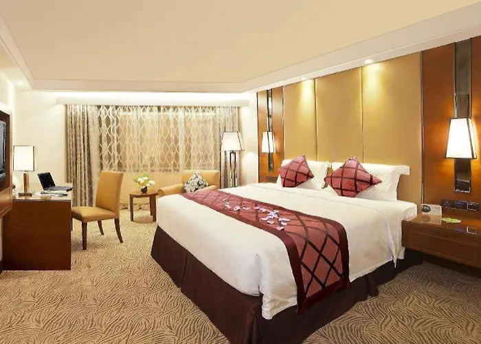 Hotel Emperor 3*
