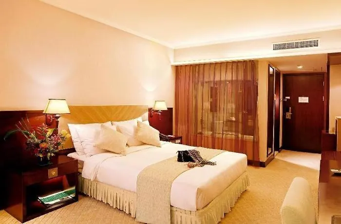 Hotel Emperor 3*