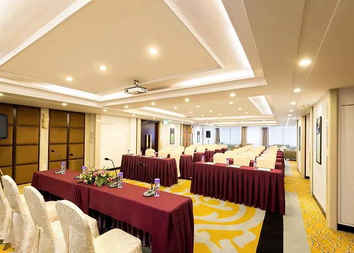 Emperor Hotel