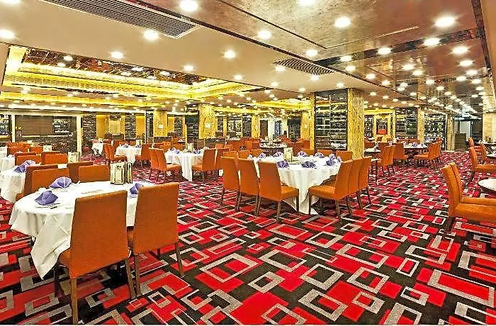 Emperor Hotel 3*